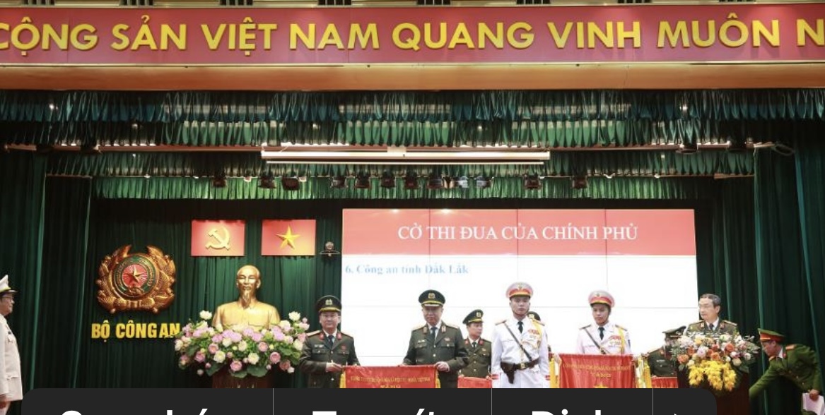 Công an Hải Dương vinh dự được Thủ Tướng tặng cờ thi đua năm 2022