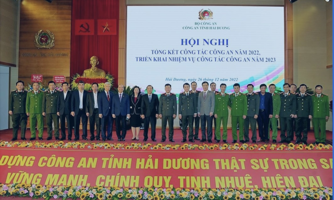 HỘI NGHỊ TỔNG KẾT CÔNG AN HẢI DƯƠNG 