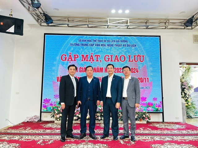 Trường trung cấp,Văn hoá, Nghệ thuật và Du lịch 