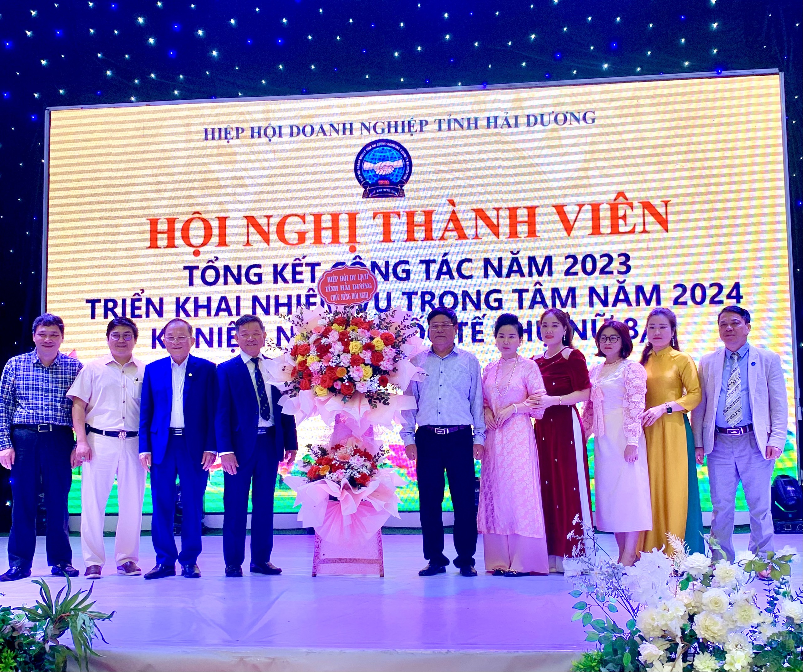 HỘI NGHỊ DOANH NGHIỆP TỈNH 